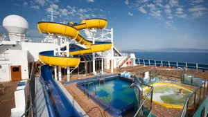 Costa Pacifica image 5